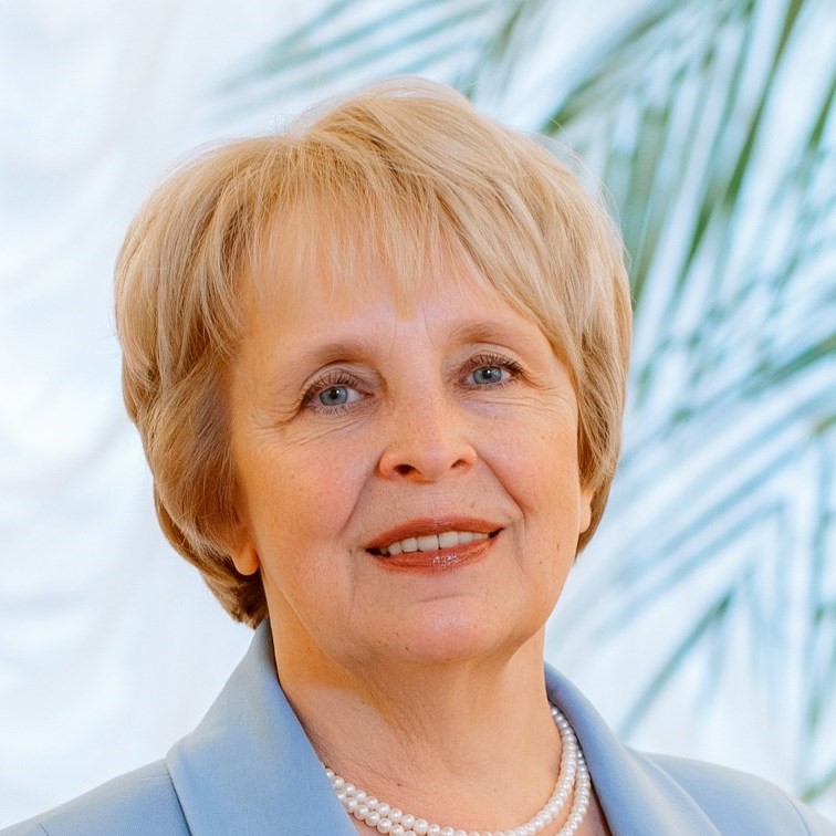 Низовских Нина Аркадьевна